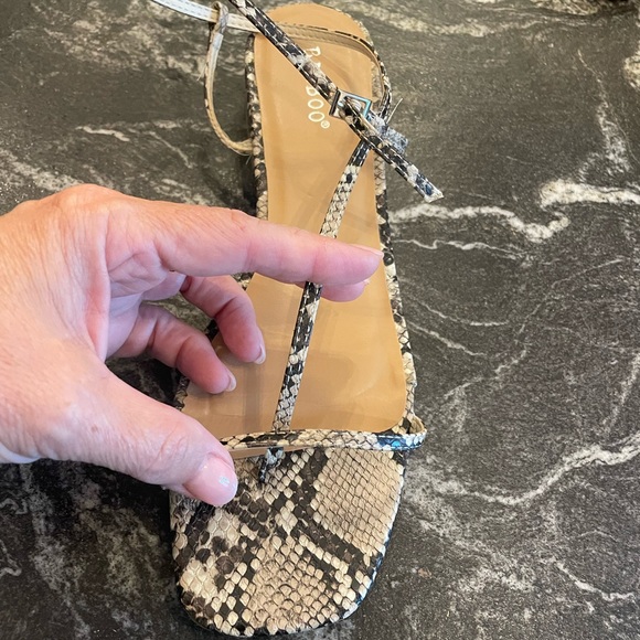 Block heels - Picture 2 of 4